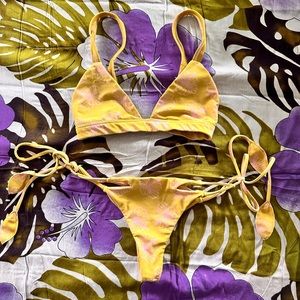 BENOA HONEY HIBISCUS SET 🍯